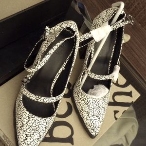 Beau + Ashe brand new, never worn, cracked paint white/black pump/wedges.